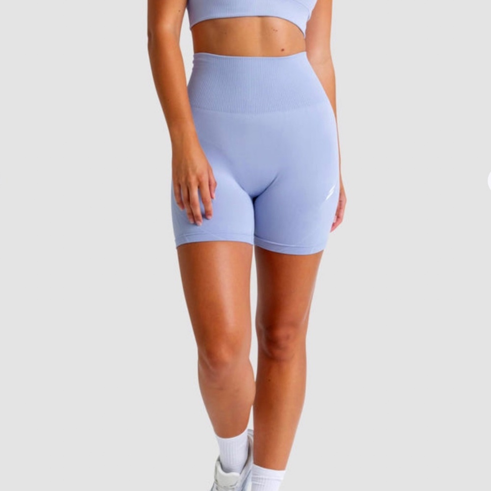DOYOUEVEN ( aussie brand ) Hyperflex Shorts - Lavender Purple - XS